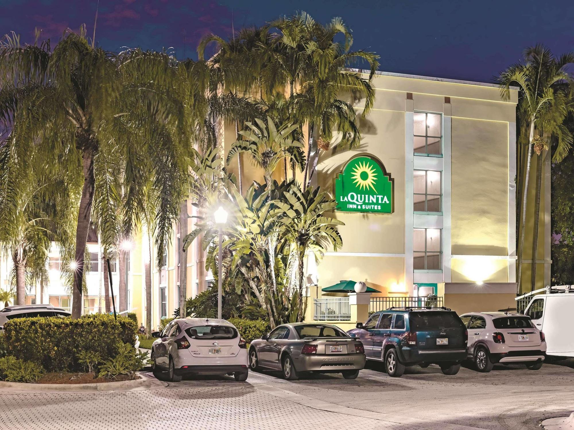 La Quinta By Wyndham Plantation At Sw 6Th St Otel Dış mekan fotoğraf